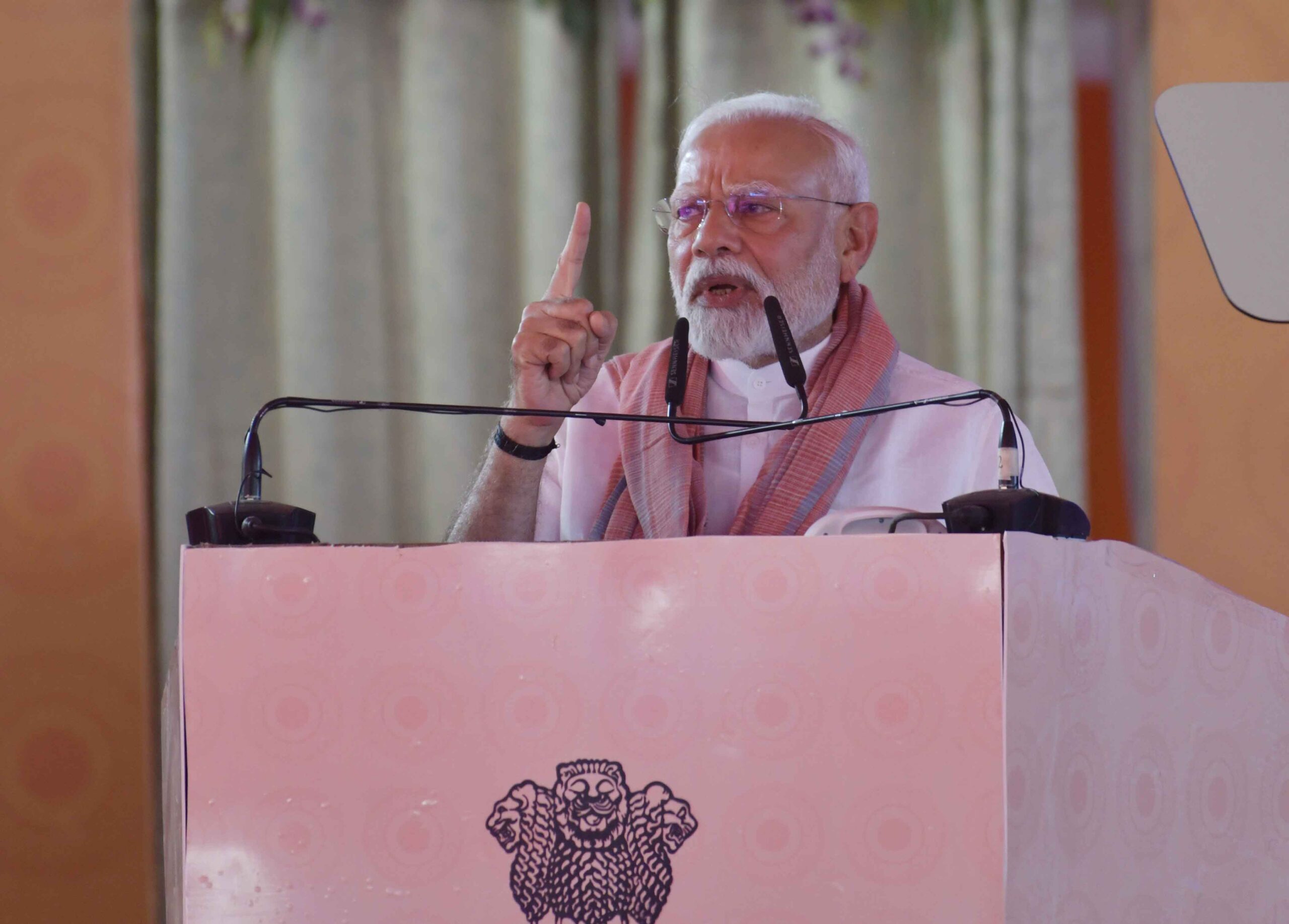 प्रधानमंत्री नरेन्द्र मोदी ने मधुबनी के झंझारपुर में राष्ट्रीय पंचायती राज दिवस कार्यक्रम को सम्बोधित करते