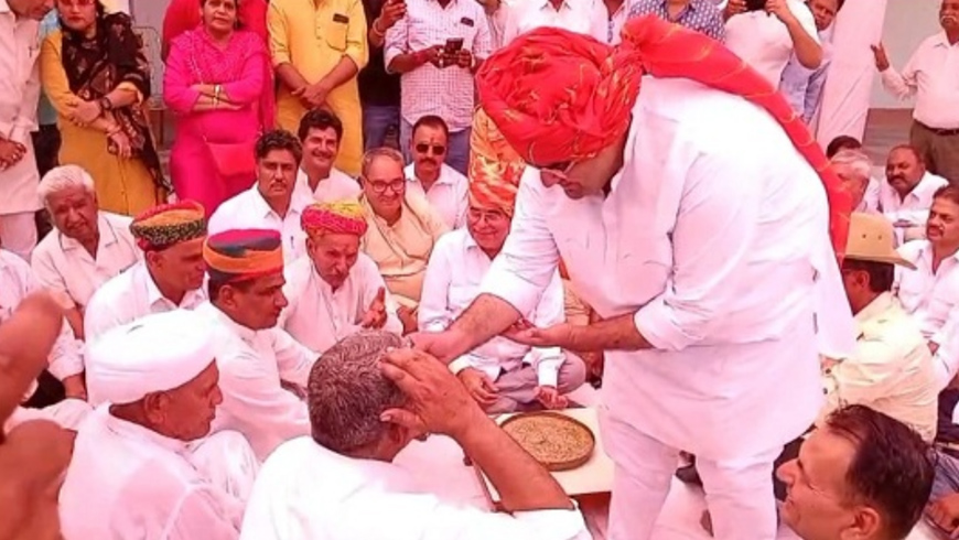 वर्षों बाद बीकानेर में घुली रिश्तों में मिठास, दो जातियां एक जाजम पर बैठकर खाया मीठा खींचड़ा