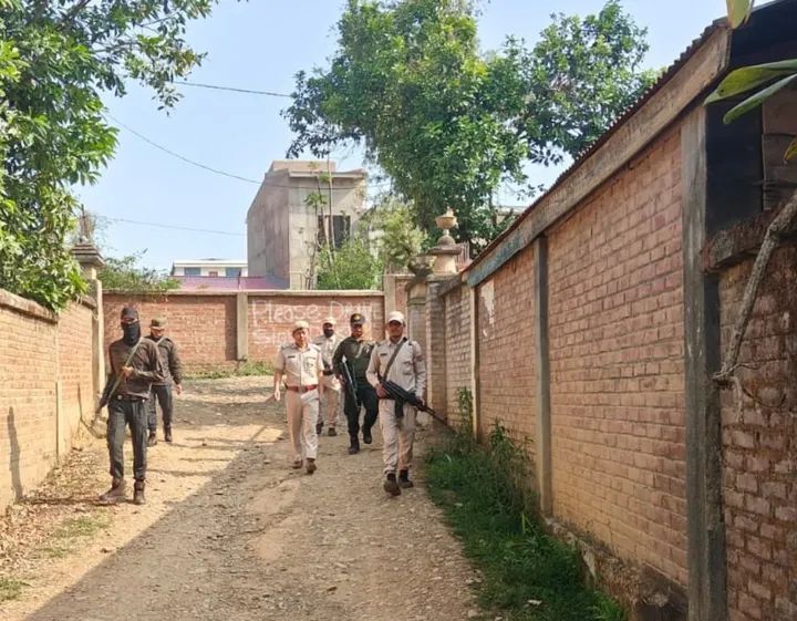 मणिपुर के गमपाल और हैयांग में आगजनी के बाद कर्फ्यू लागू