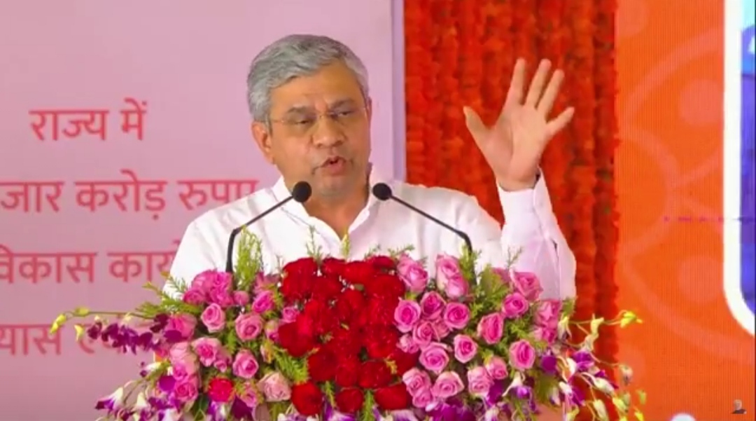 रेलवे ने पिछले 11 वर्षों में अभूतपूर्व सुधार देखे हैं: अश्विनी वैष्णव