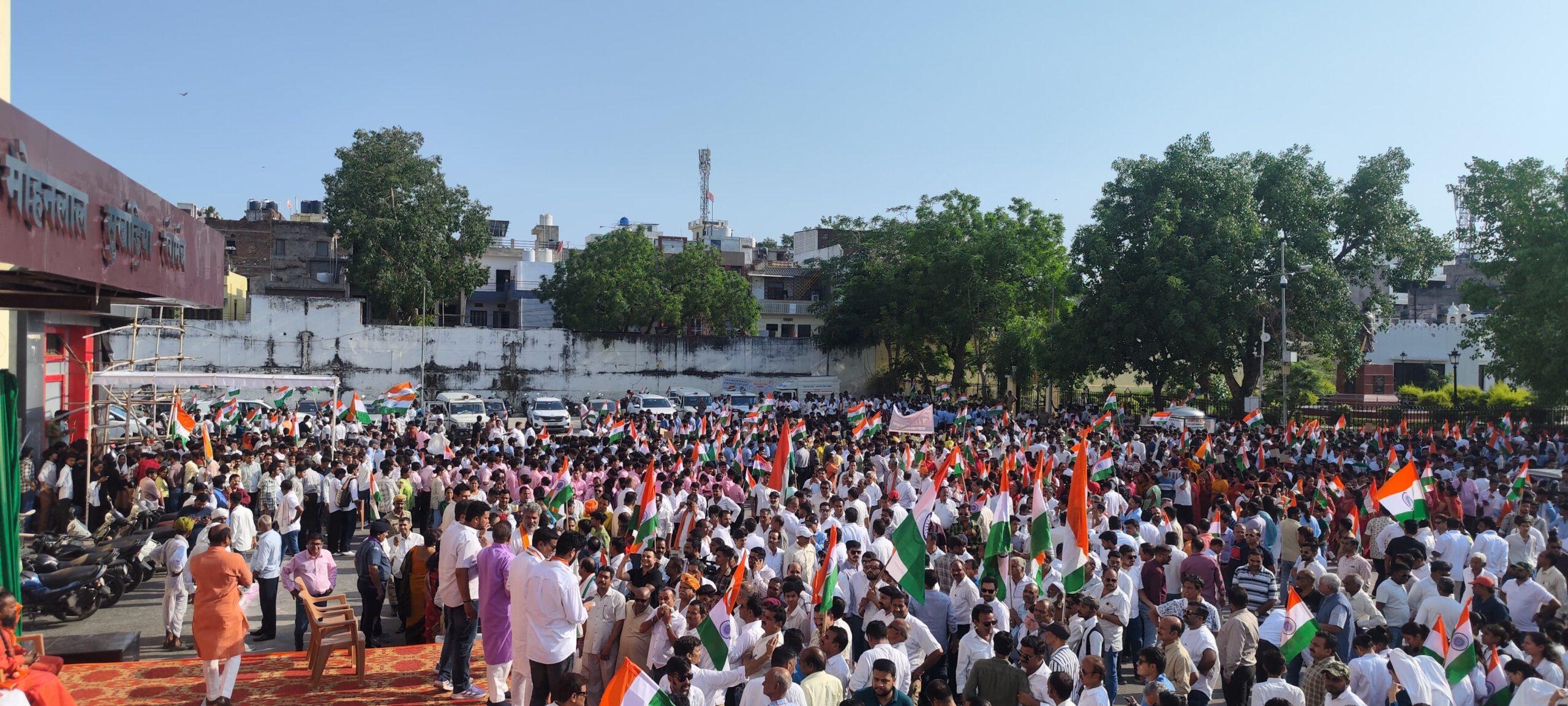 ऑपरेशन सिंदूर’की सफलता पर उदयपुर में तिरंगा यात्रा : देशप्रेम, एकता और वीरता के जयघोष से गूंजा शहर