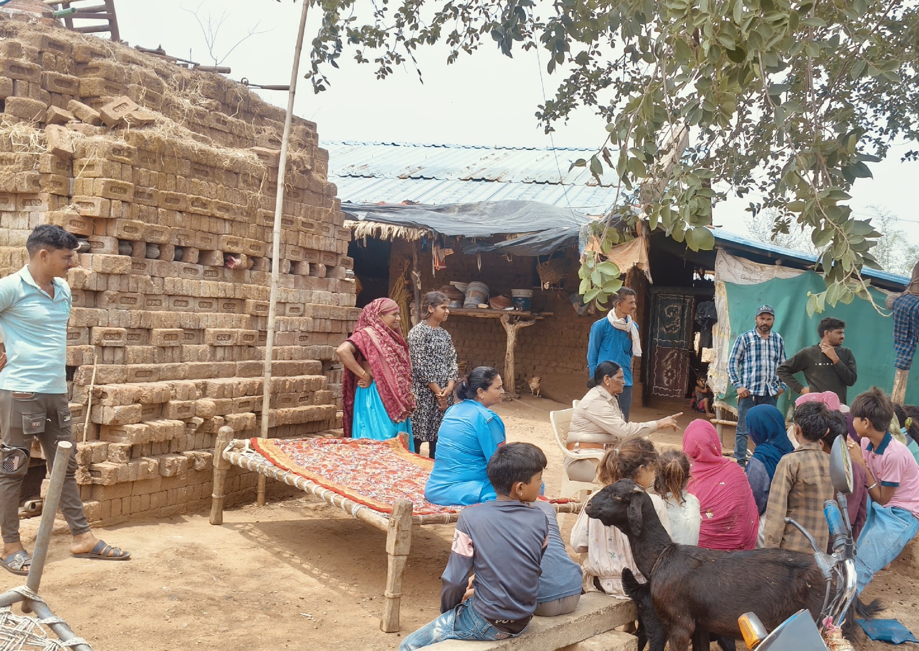 झाबुआ: 300वीं जयंती पर रक्षा सखियों ने किया लोकमाता अहिल्याबाई होलकर का गुणगान