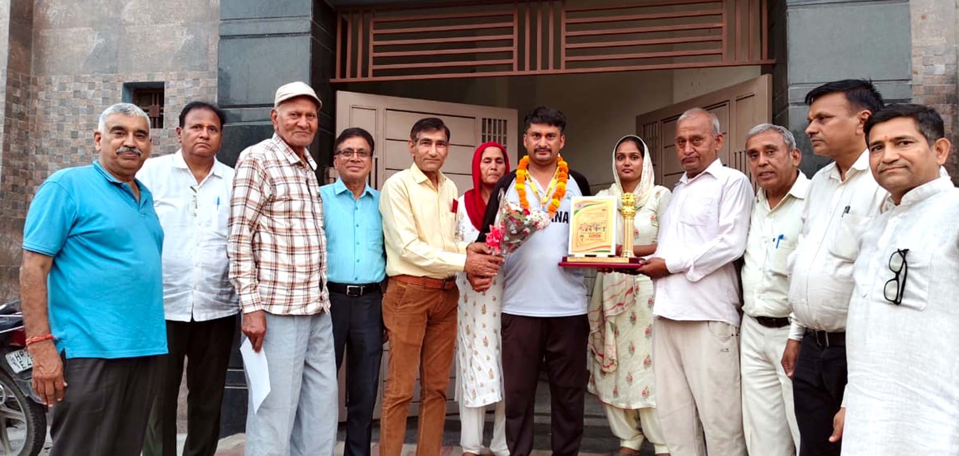 हिसार: डीफ मैंस टी-20 क्रिकेट चैंपियनशिप में मेडल जीतने पर राहुल सम्मानित