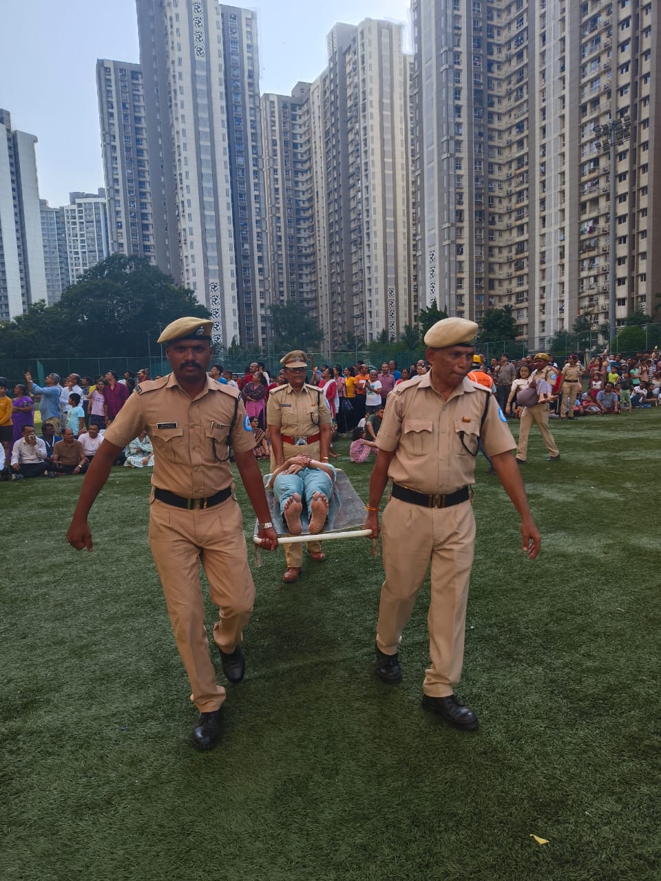 जिले में तीसरा और ठाणे शहर में आज पहला सफल ऑपरेशन अभ्यास ,लोगों ने सराहा