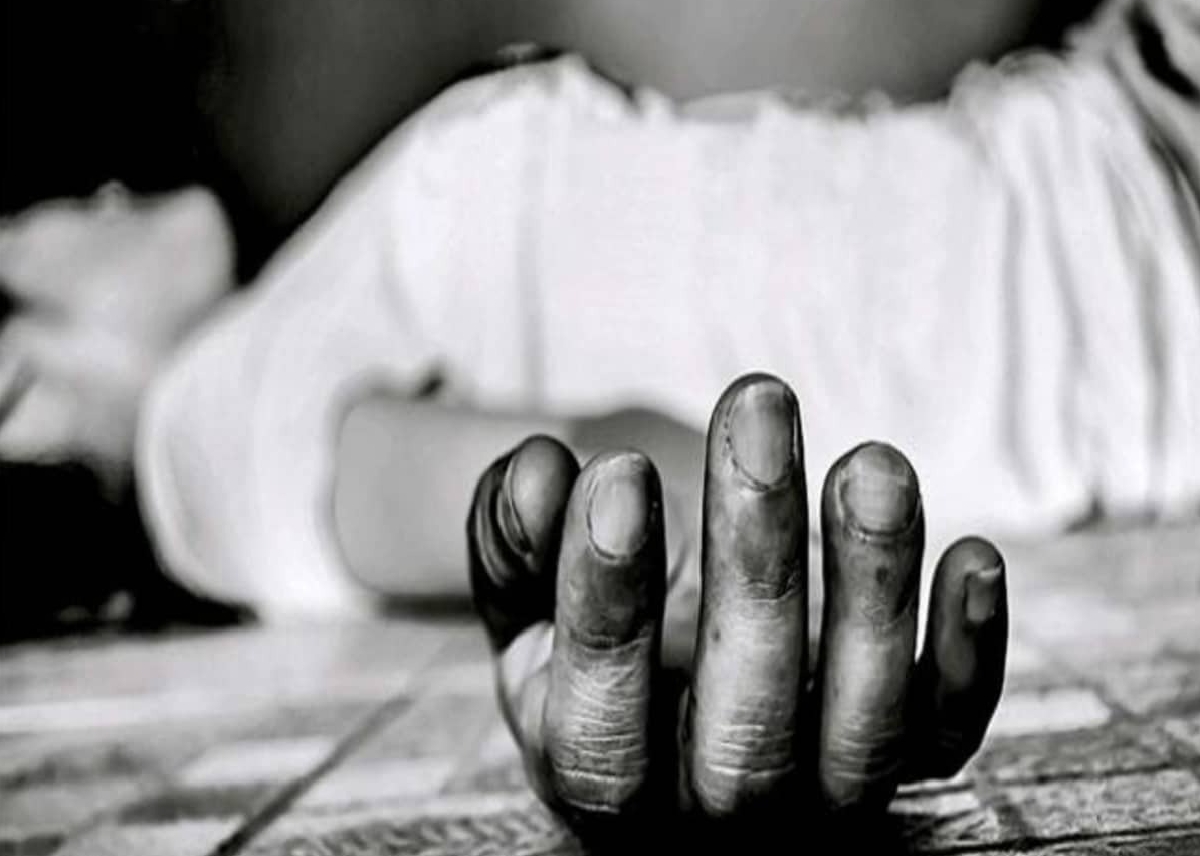 जालौन में मालगाड़ी से कटकर अज्ञात शख्स की मौत