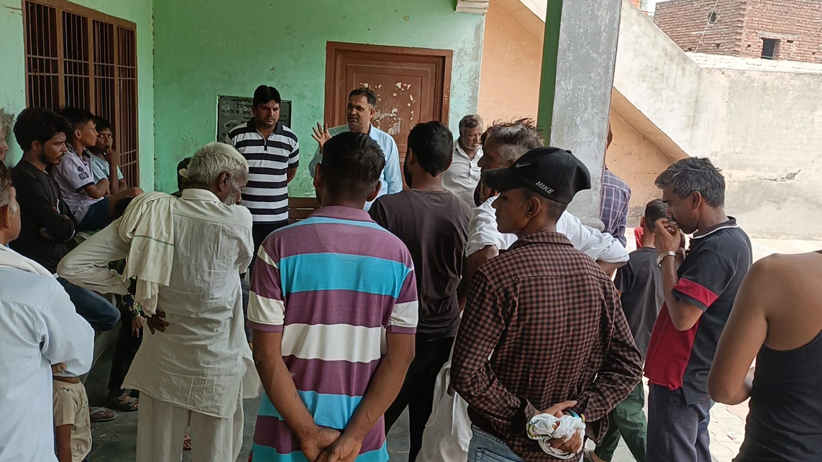 कैथल के सीवन में नशे के खिलाफ लोगों को किया जागरूक