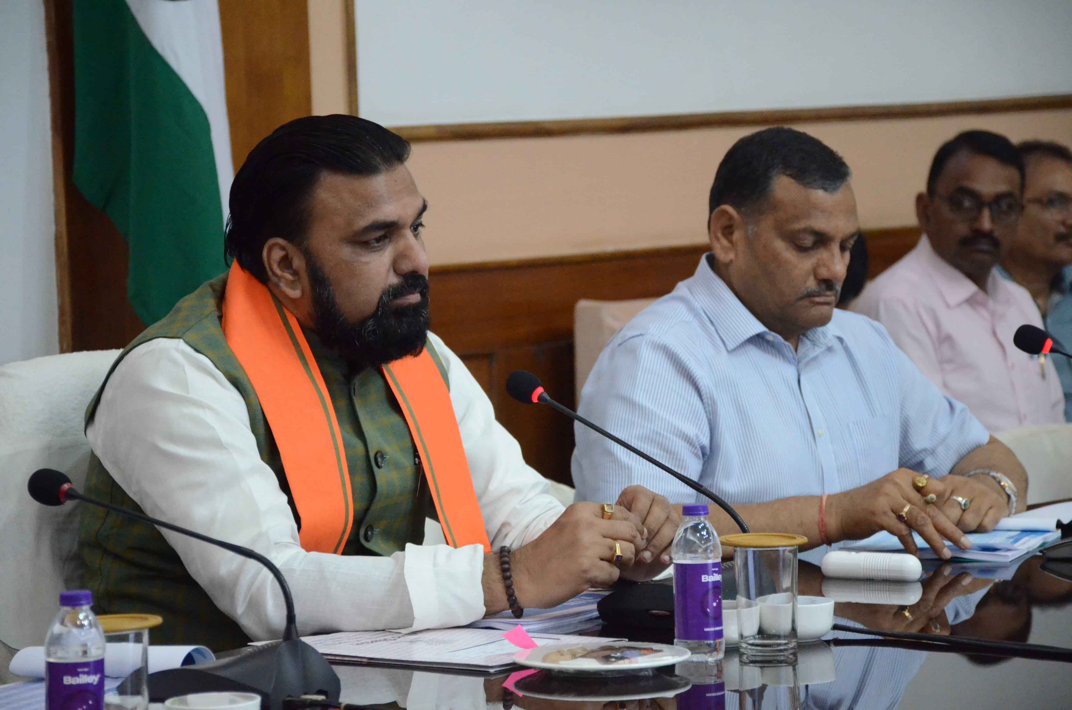 पुराना सचिवालय में योजना एवं विकास विभाग दवारा प्रगति यात्रा से सबंधित मामलों की समीक्षा मीटिंग करते उपमुख्यमंत्री सम्राट चौधरी पुराना सचिवालय में योजना एवं विकास विभाग दवारा प्रगति यात्रा से सबंधित मामलों की समीक्षा मीटिंग करते उपमुख्यमंत्री सम्राट चौधरी