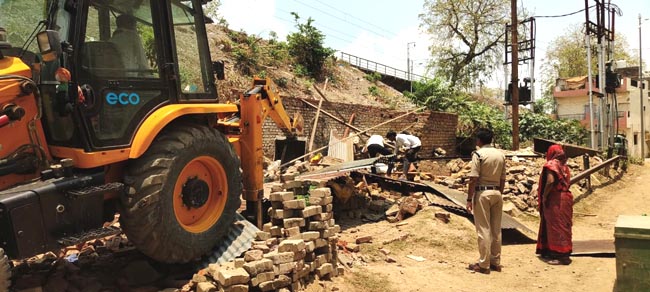 रेलवे ने 4000 वर्गमीटर से अधिक जमीन अतिक्रमण से मुक्त करायी