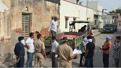 बीमारी से तंग आकर बुजुर्ग दंपती ने आत्महत्या की