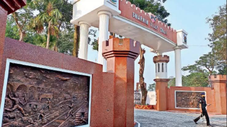 कोलकाता के आसमान में दिखे ड्रोन जैसे उड़न वस्तु, जासूसी की आशंका में पुलिस जांच शुरू