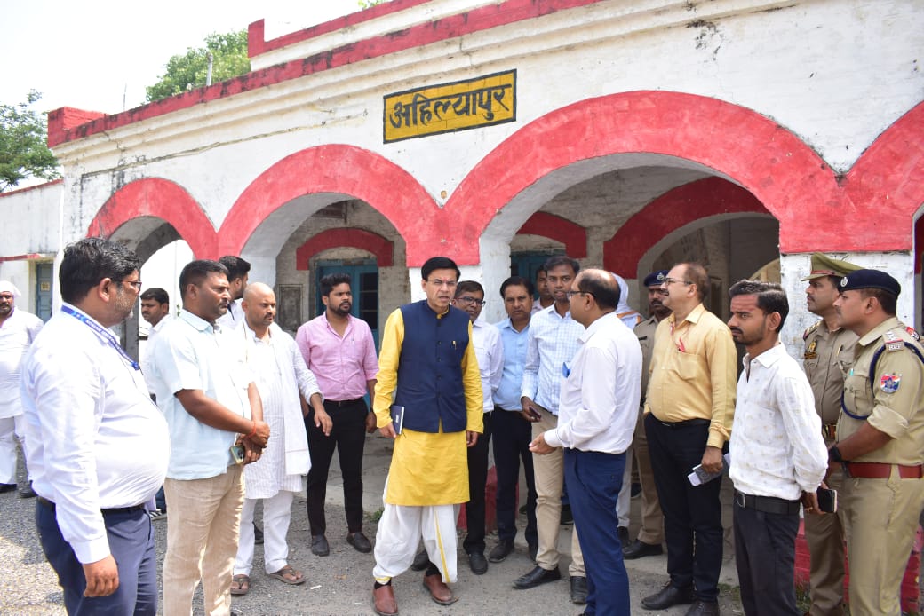 देवरिया की विरासत के साथ बन रहा अमृत रेलवे स्टेशन : शशांक मणि
