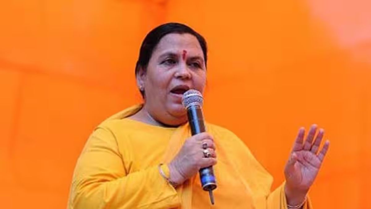 उमा भारती ने विजय शाह की बर्खास्तगी में देरी पर उठाए सवाल, ट्वीट कर लिखा- उनकी बर्खास्तगी में असमंजस आश्चर्य का विषय है