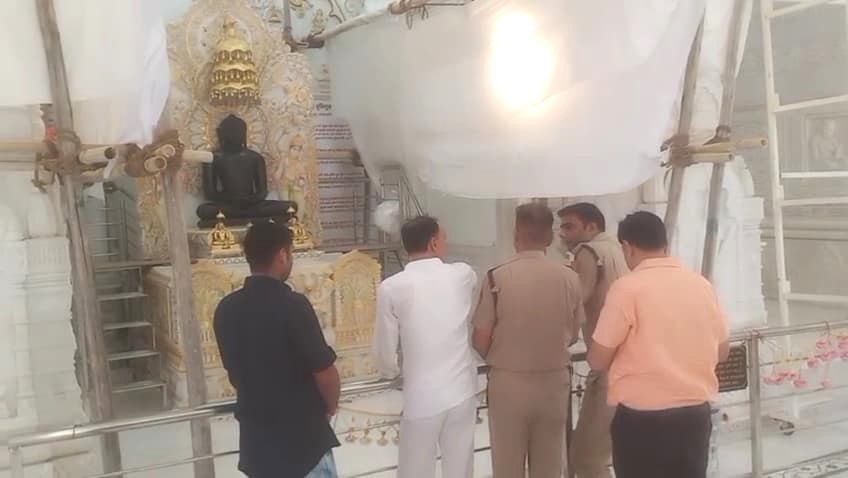 जहाजपुर के स्वस्ति धाम जैन मंदिर से लाखों के आभूषण चोरी, जैन समाज में आक्रोश