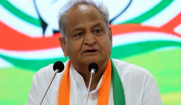 जयपुर मेट्रो के फेज 1-सी का कार्य जल्द पुन: शुरू किया जाए : अशोक गहलोत