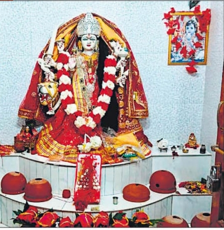 आस्था का केंद्र है रामानुजगंज का पहाड़ी माई मंदिर, सालभर लगा रहता है भक्तों का तांता