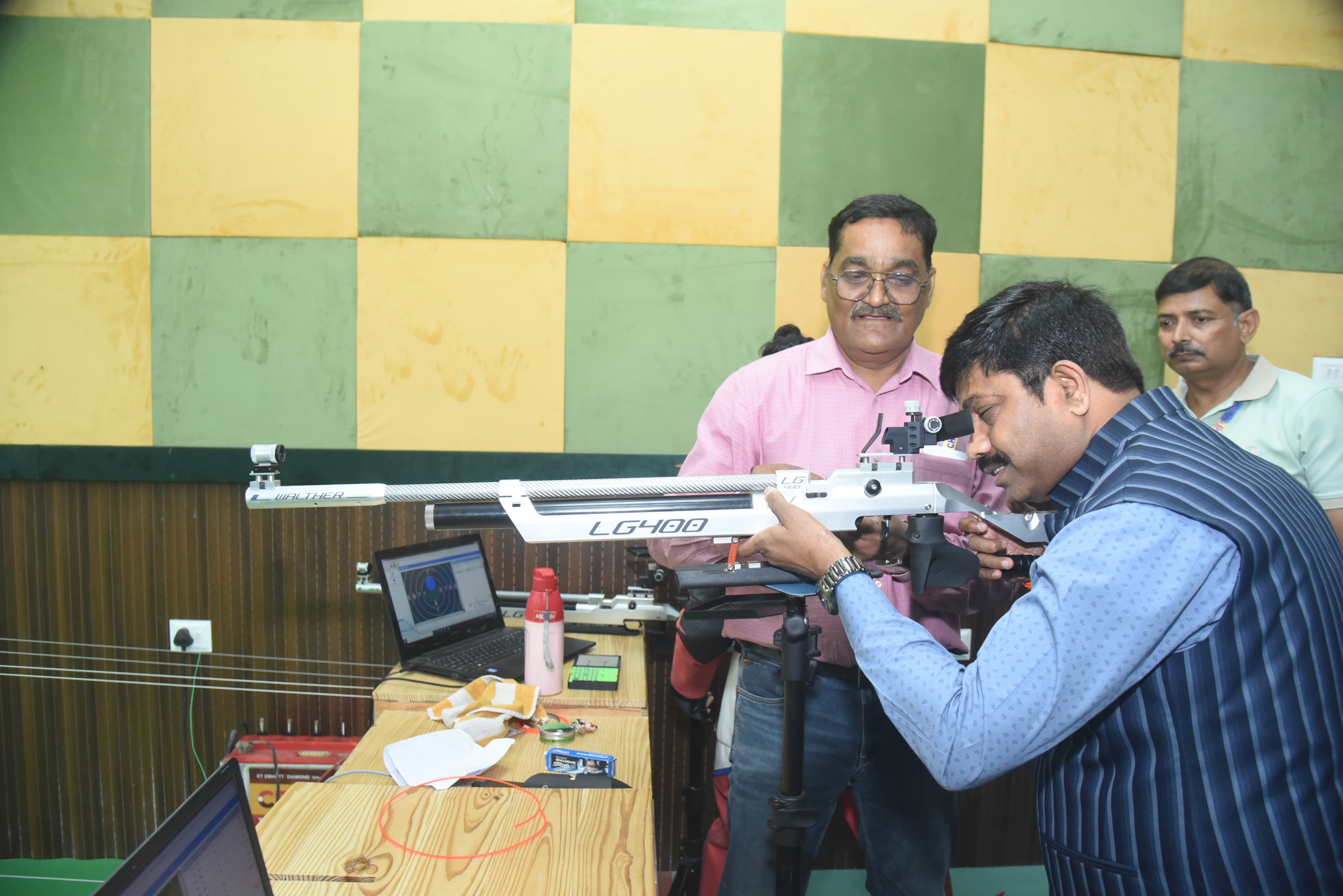 25वीं प्री यूपी स्टेट सूटिंग चैम्पियनशिप प्रतियोगिता का छाया चित्र 25वीं प्री यूपी स्टेट सूटिंग चैम्पियनशिप प्रतियोगिता का छाया चित्र