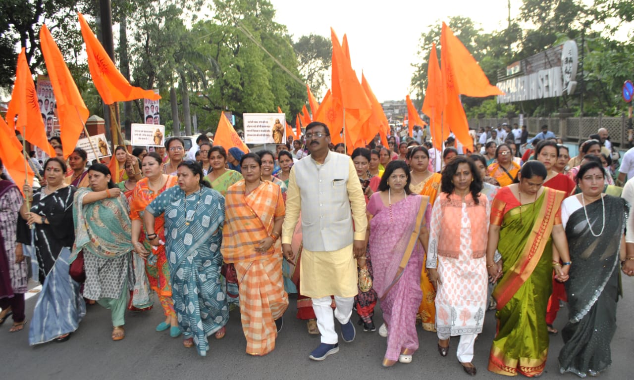 रानी अहिल्या बाई होल्कर की जन्म जयंती पर भाजपा ने निकाली भव्य शोभायात्रा