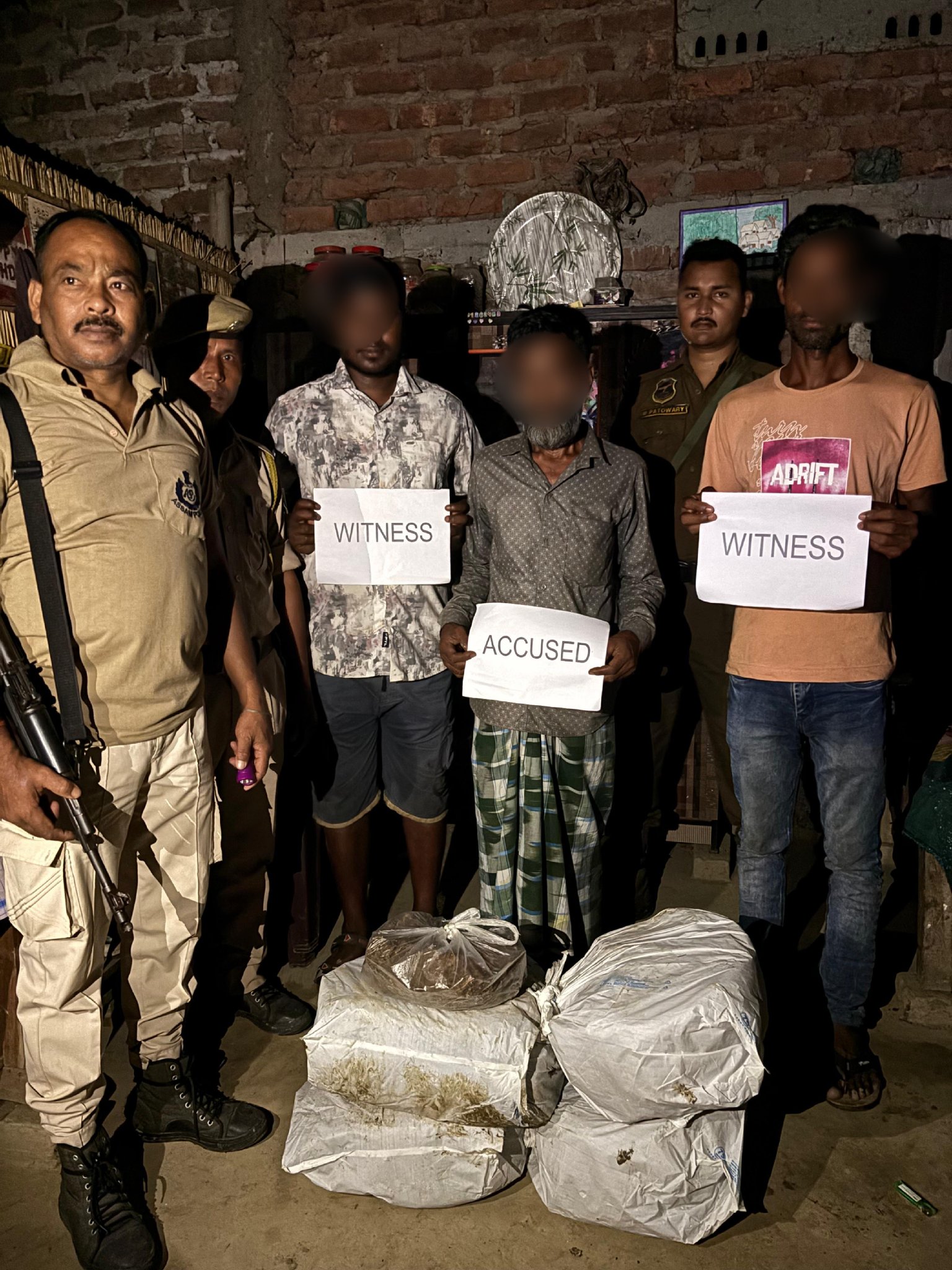 मोरीगांव पुलिस की छापेमारी में 18.910 किग्रा गांजा जब्त