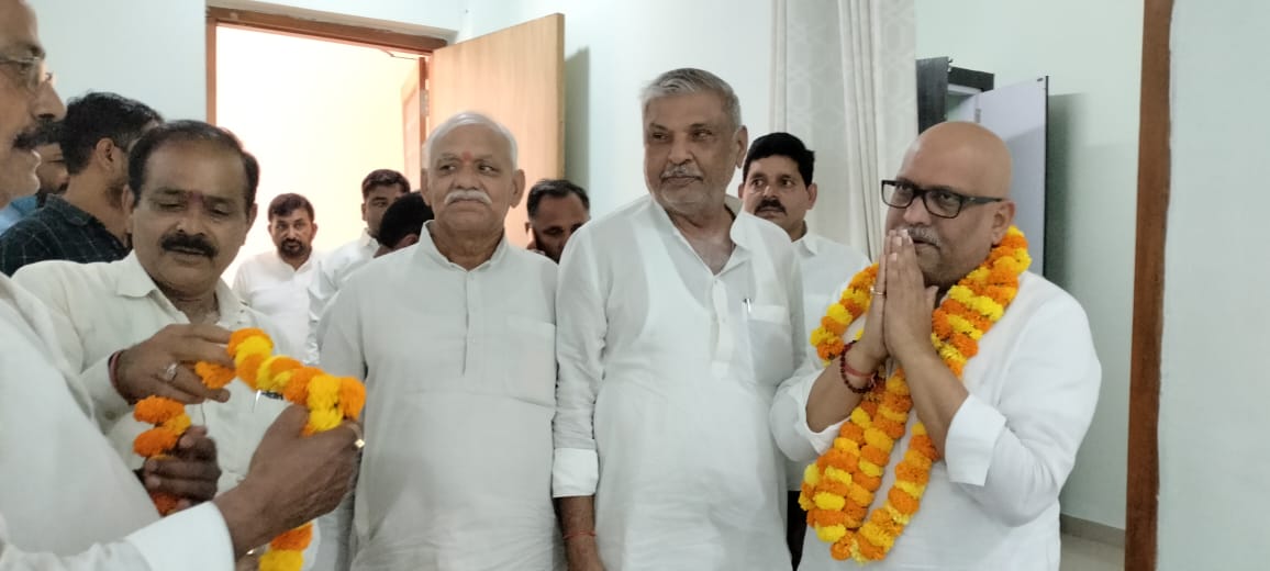 *कांग्रेस मजबूती के साथ सत्ता परिवर्तन करेगी : इं. संतोष कुमार मिश्र* *कांग्रेस मजबूती के साथ सत्ता परिवर्तन करेगी : इं. संतोष कुमार मिश्र*