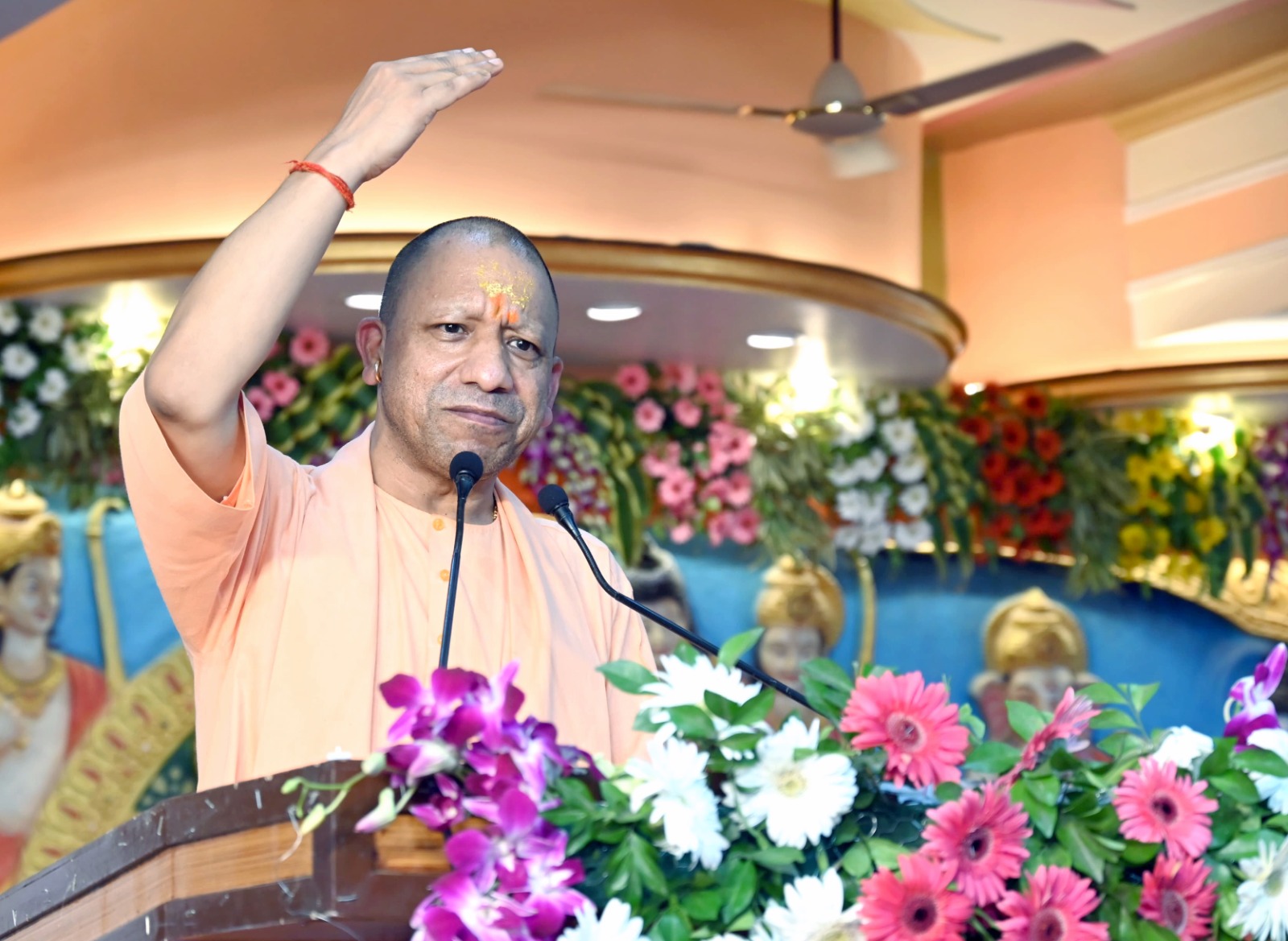 भक्ति, शक्ति, बुद्धि और युक्ति का संगम है हनुमानगढ़ी : योगी आदित्यनाथ भक्ति, शक्ति, बुद्धि और युक्ति का संगम है हनुमानगढ़ी : योगी आदित्यनाथ