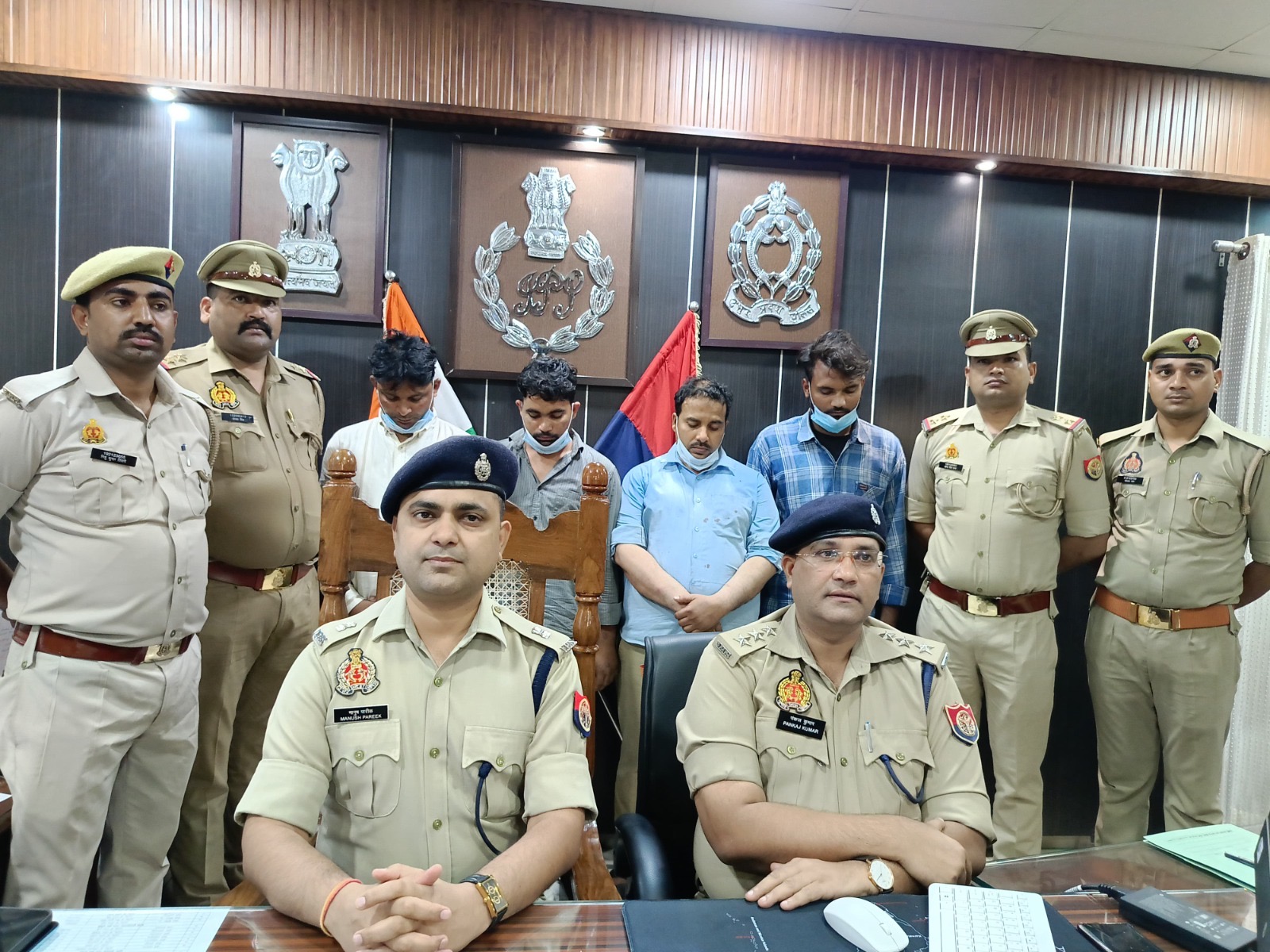 मणिपुर से स्मैक खरीदकर यूपी में बेचने वाले गिराेह के चार अभियुक्त गिरफ्तार