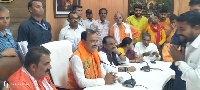 हमारे देश की सेना ने घर में घुसकर आतंकवादियों को मिट्टी में मिला दिया : केशव प्रसाद मौर्य