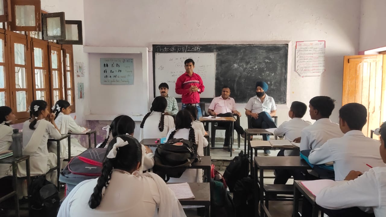 सरकारी पॉलिटेक्निक कॉलेज जम्मू ने भलवाल क्षेत्र में प्रवेश जागरूकता अभियान चलाया