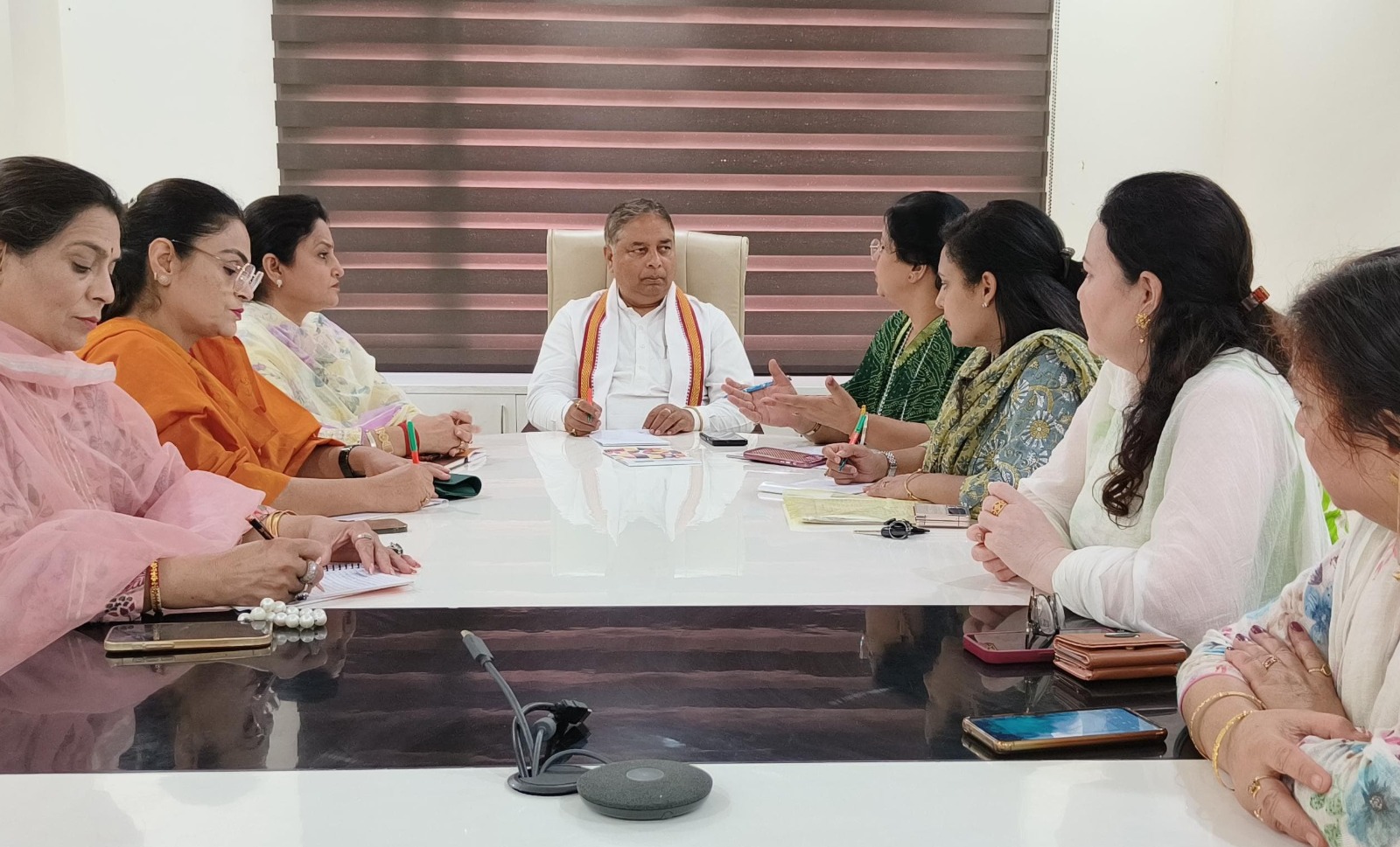 मोदी सरकार सच्ची महिला सशक्तिकरण के लिए प्रतिबद्ध: जम्मू में भाजपा की बैठक में सत शर्मा