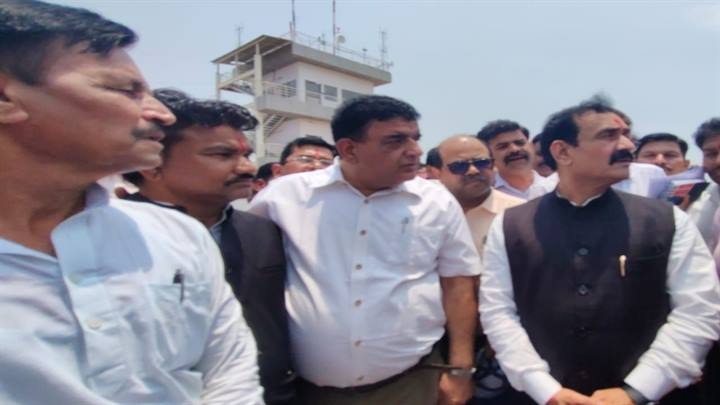 प्रधानमंत्री 31 मई को करेंगे दतिया एयरपोर्ट का लोकार्पण, पूर्व गृह मंत्री डॉ. मिश्र ने लिया व्यवस्थाओं का जायजा