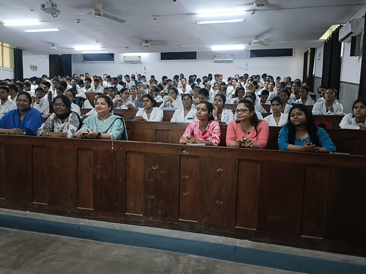 छात्र जीवन में आत्मविश्वास और सकारात्मक सोच सबसे बड़े हथियार: डॉ.सुग्रीव सिंह