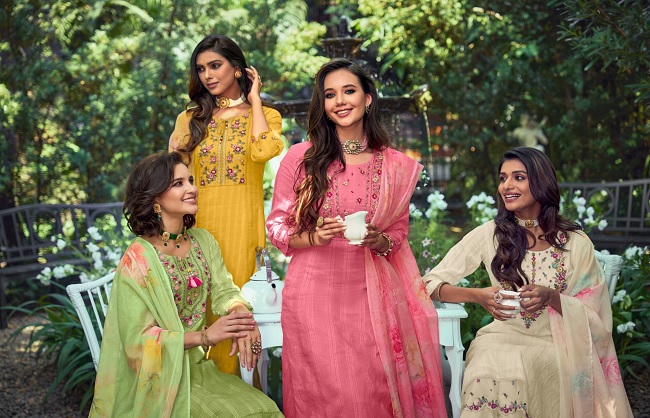फ्लिपकार्ट फैशन के एथनिक वियर कैटेगरी ने एक साल में जोड़े 60 लाख से ज्‍यादा ग्राहक, 90 फीसदी लोगों ने की बार-बार खरीदारी