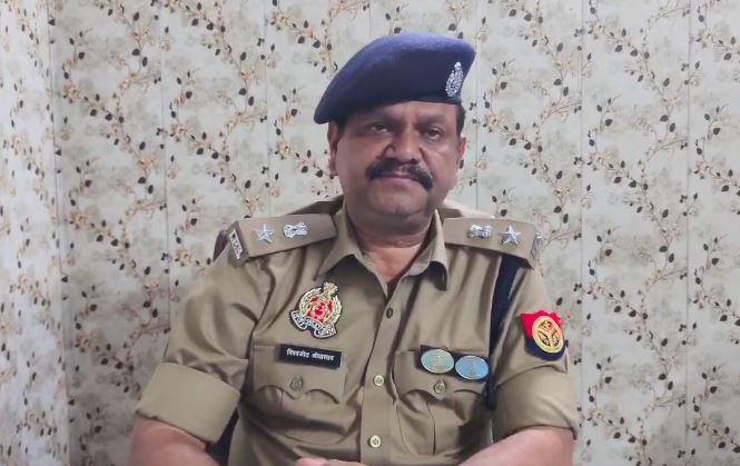 लखनऊ : कैसरबाग बस अड्डा पर वकीलों के गुटों में फायरिंग, दो घायल