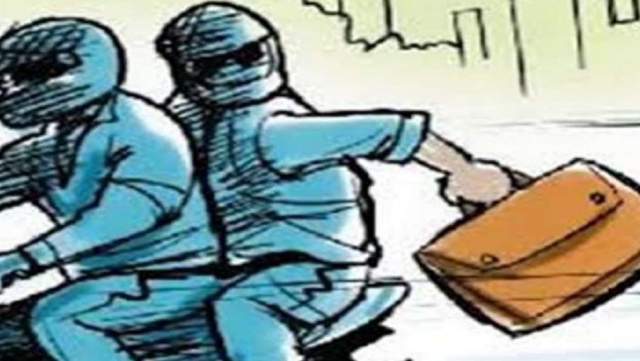 महिला से 50 हजार की लूट, अपराधियों की तलाश जारी
