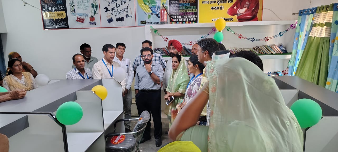 सिरसा: एडीसी ने किया ई लाइब्रेरी का उद्घाटन
