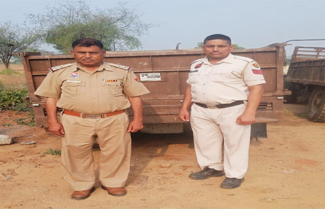 नारनौल में अवैध खनन करते तीन वाहन जब्त, सात लाख जुर्माना