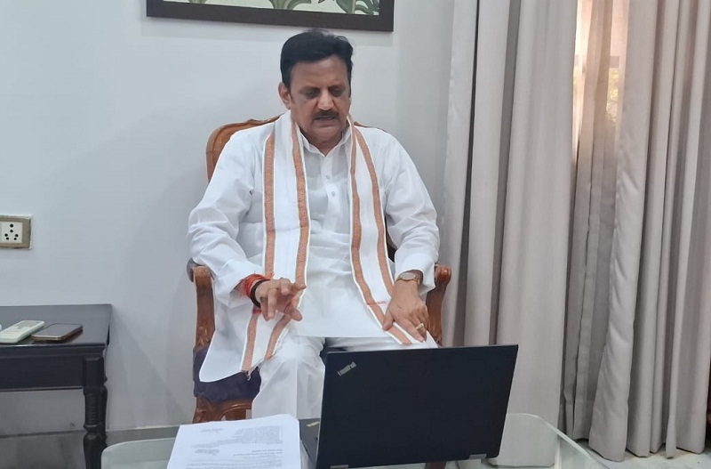 मप्रः उप मुख्यमंत्री शुक्ल ने स्वास्थ्य अमले को दिलाई तंबाकू नियंत्रण की शपथ