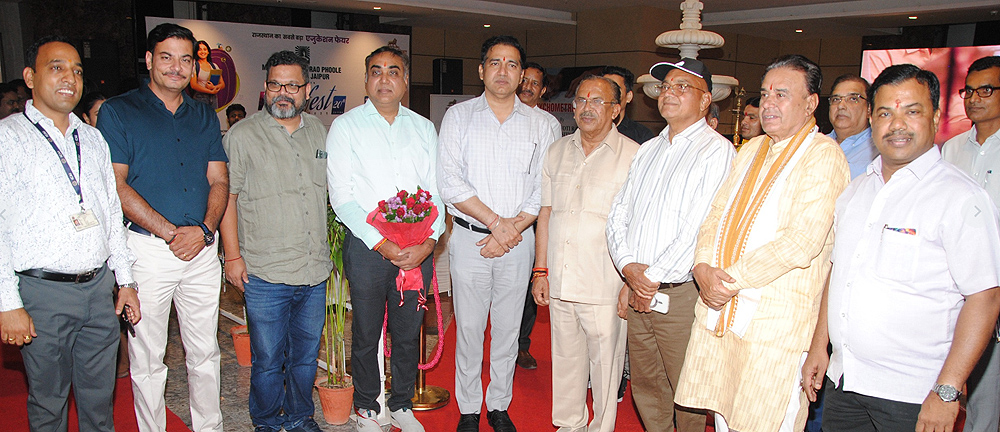 सहज, सरल मनोज माथुर हमेशा याद रहेंगे- श्री देवनानी