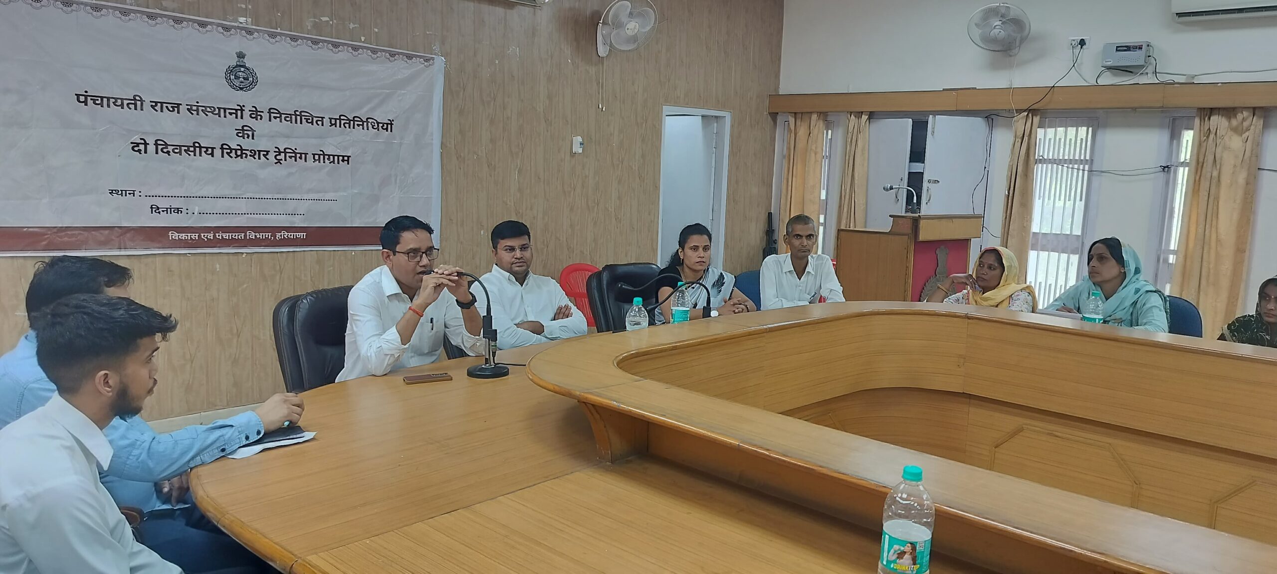 नारनौल: सरकार ग्राम स्तर तक शहरों की तर्ज पर विकास करवाने को प्रतिबद्ध: डॉ. राकेश कुमार