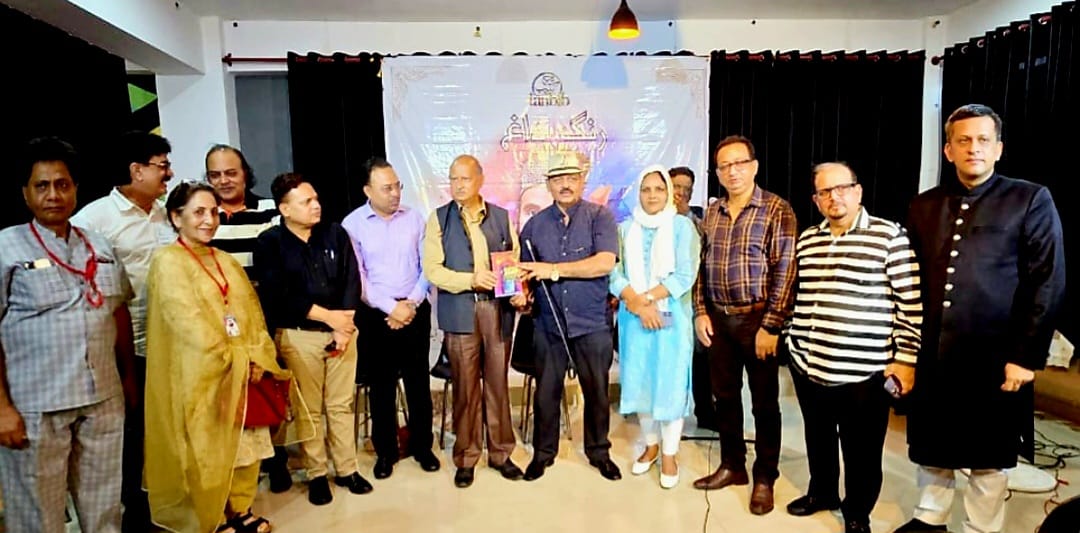 कर्नल जाहिद की पुस्तक हजार रूमानी अशार का विमोचन