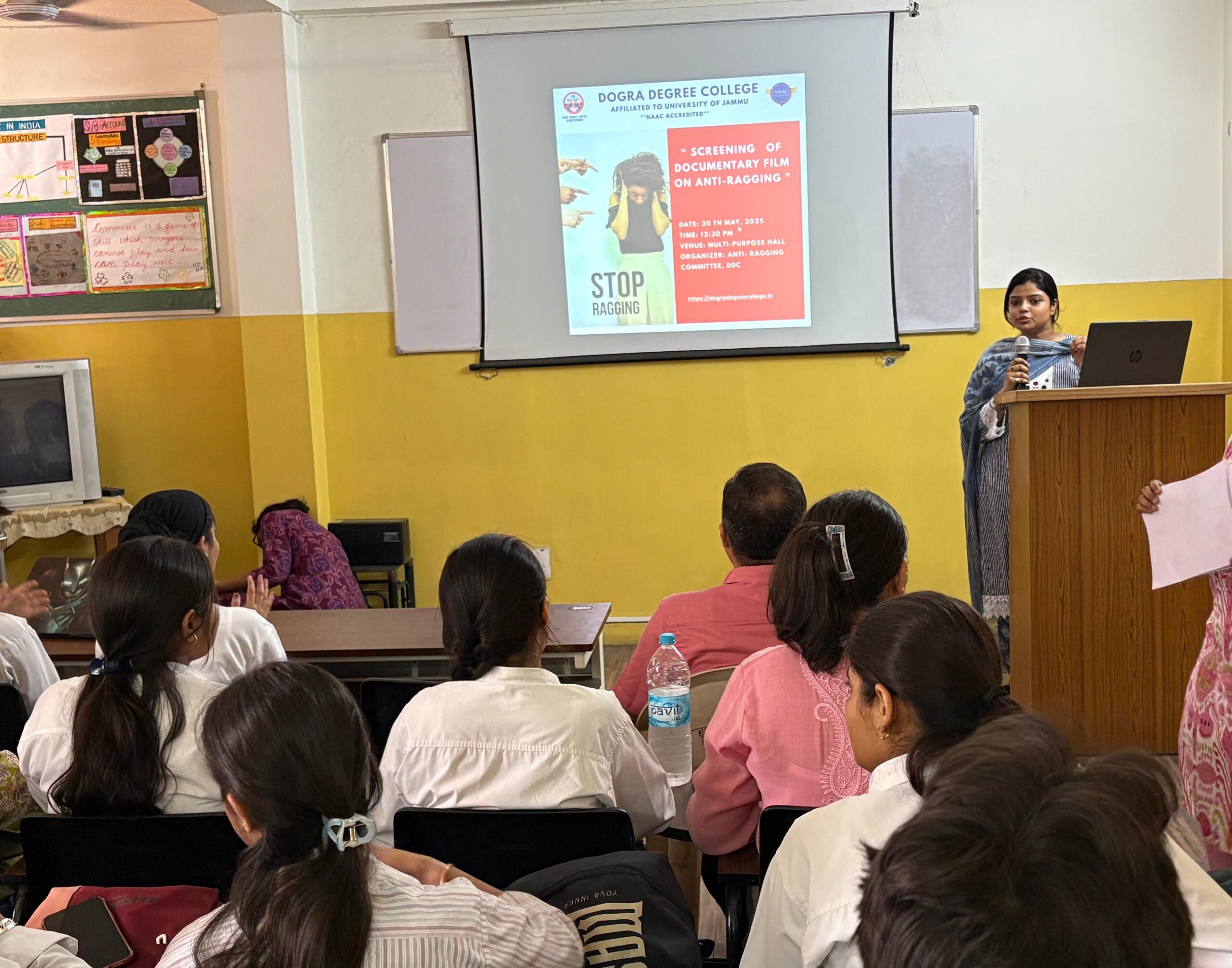 सुरक्षित कैंपस संस्कृति को बढ़ावा देने के लिए एंटी-रैगिंग डॉक्यूमेंट्री की स्क्रीनिंग