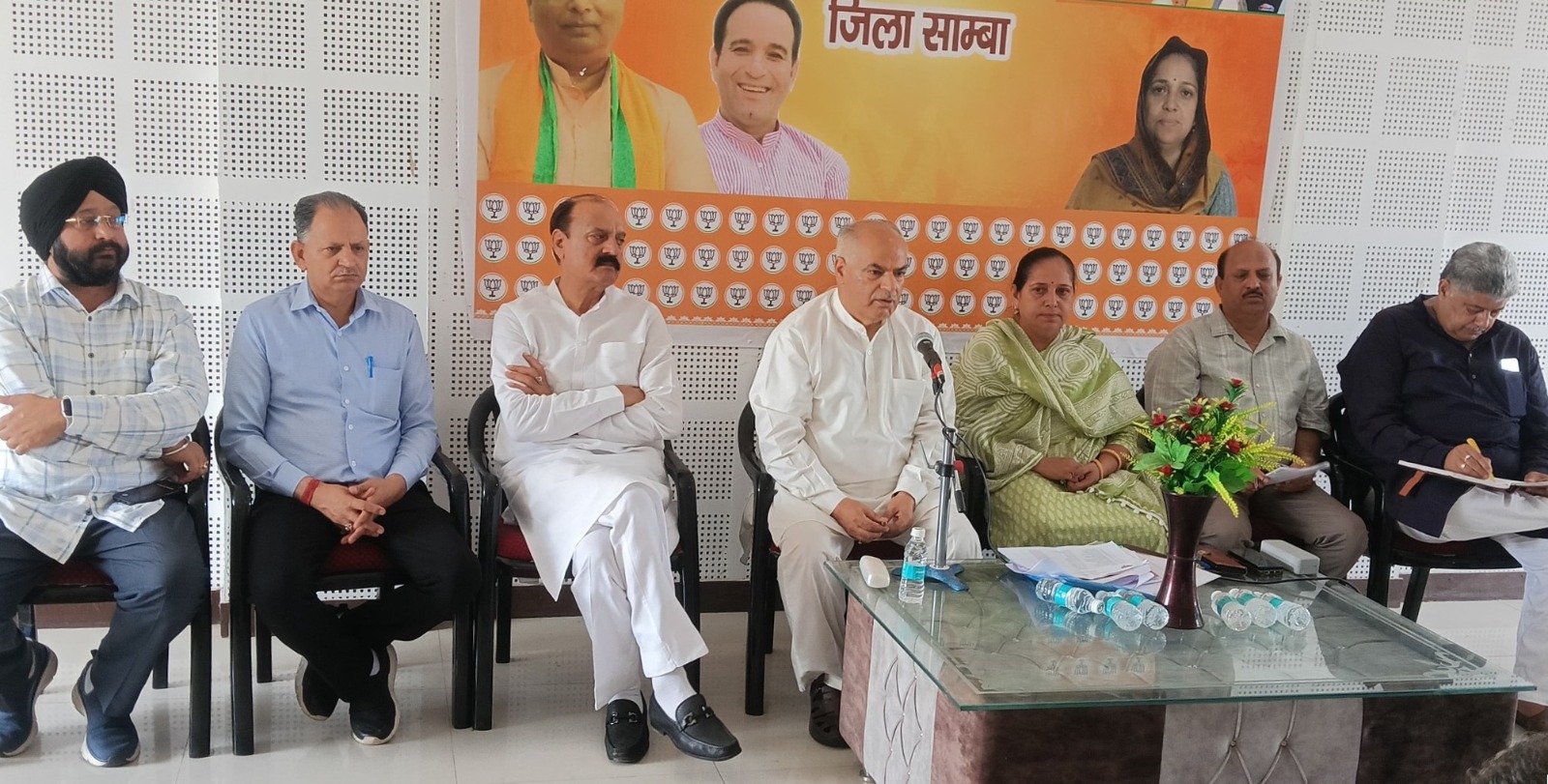 भाजपा की महत्वपूर्ण बैठक आयोजित, अशोक कौल बोले – अंतिम व्यक्ति तक कल्याण पहुंचाना लक्ष्य