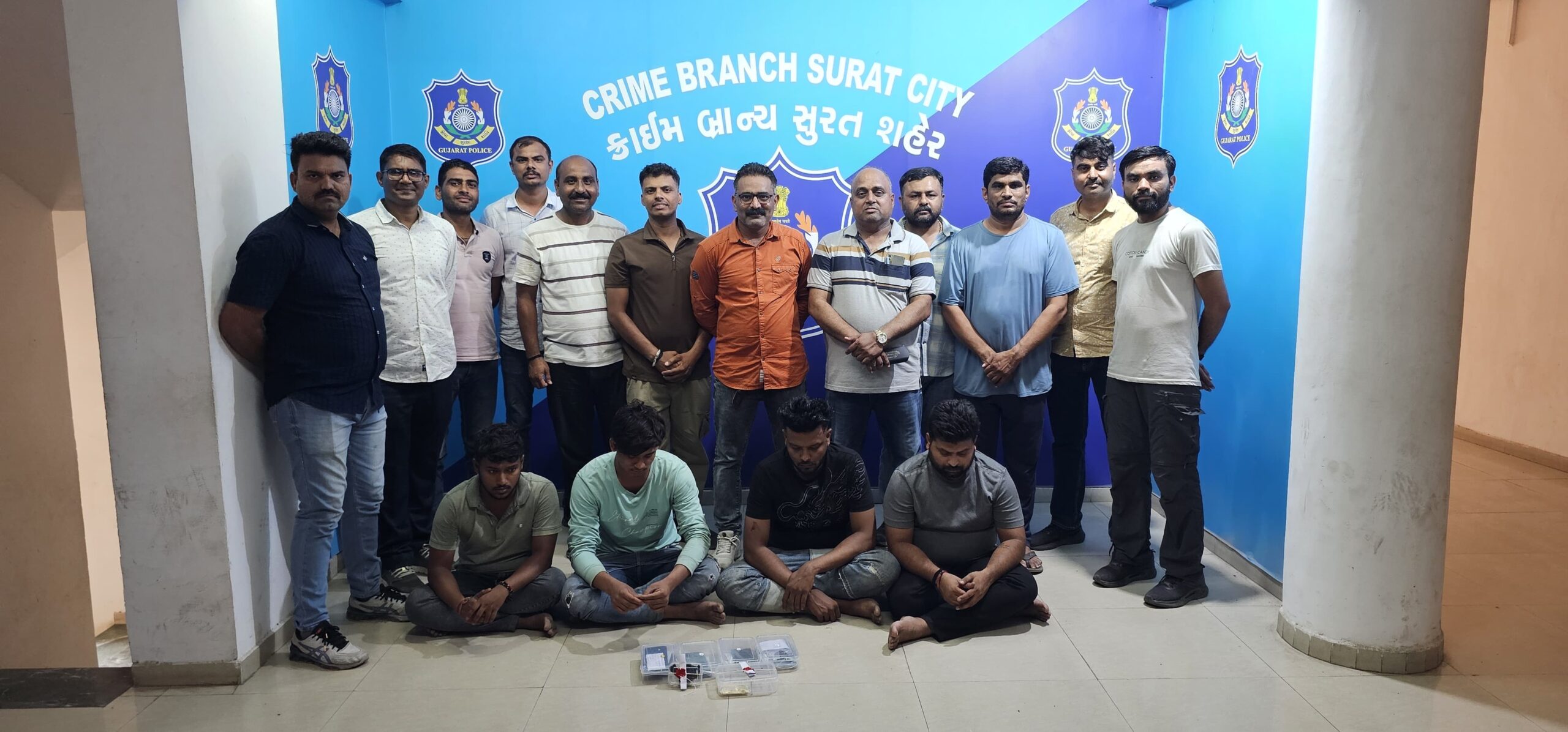 सूरत क्राइम ब्रांच ने मेफेड्रोन ड्रग्स के साथ 4 पैडलरों को पकड़ा
