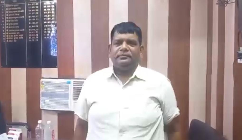 भ्रष्टाचार निवारण संगठन टीम ने हेड मुहर्रिर को पांच हजार रुपए रिश्वत लेते रंगे हाथ किया गिरफ्तार