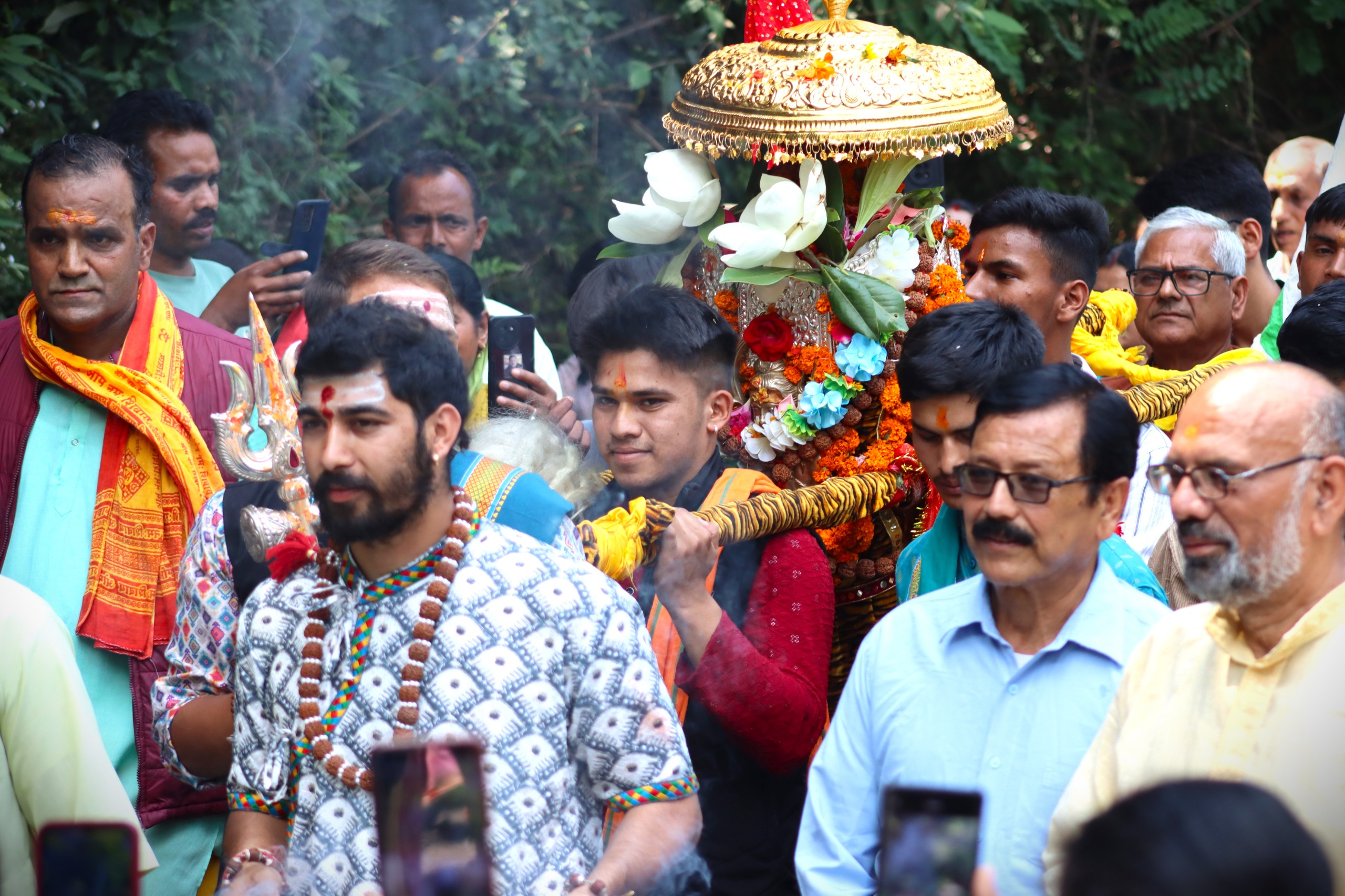 वैदिक मंत्राेच्चार के साथ बाबा रूद्रनाथ की उत्सव डोली हिमालय के लिए रवाना