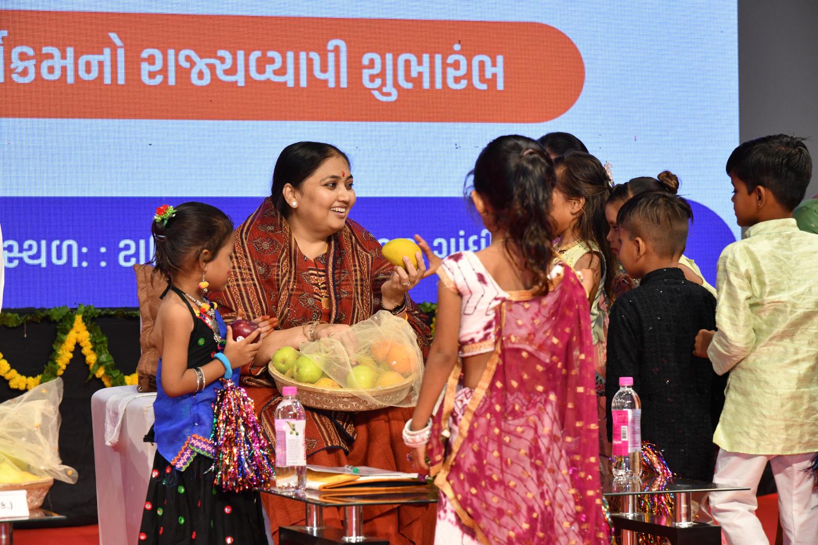 पोषण, देखभाल और उचित उपचार के माध्यम से गुजरात बनेगा सुपोषित: मंत्री भानुबेन बाबरिया