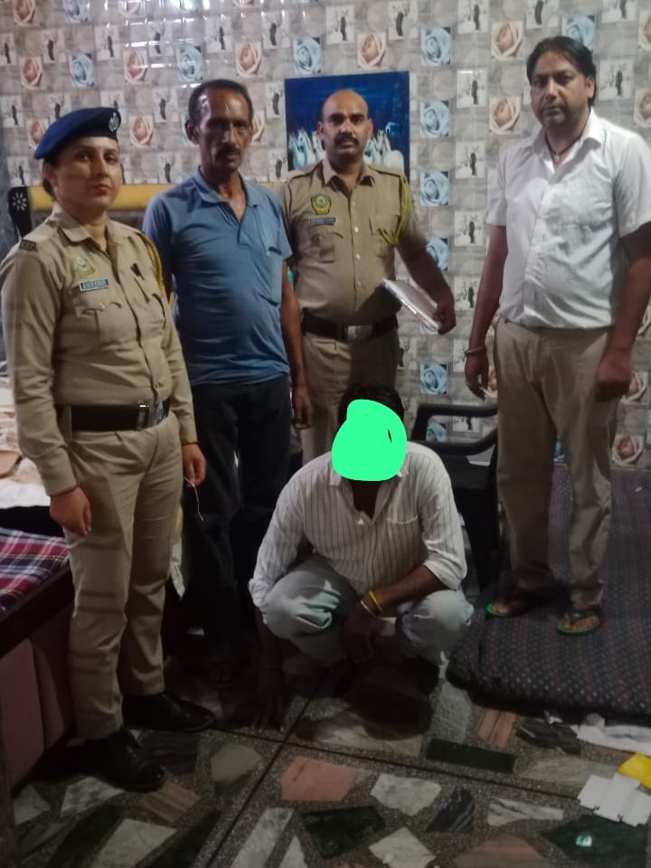 पोंटा में रिहायशी मकान से 12 ग्राम स्मैक बरामद, एक गिरफ्तार