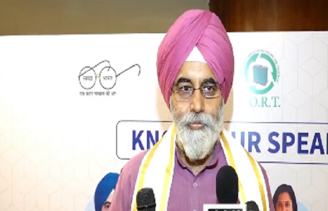 दिल्ली के महापौर ने रेखा गु्प्ता सरकार के 100 दिन पूरे होने पर दी बधाई