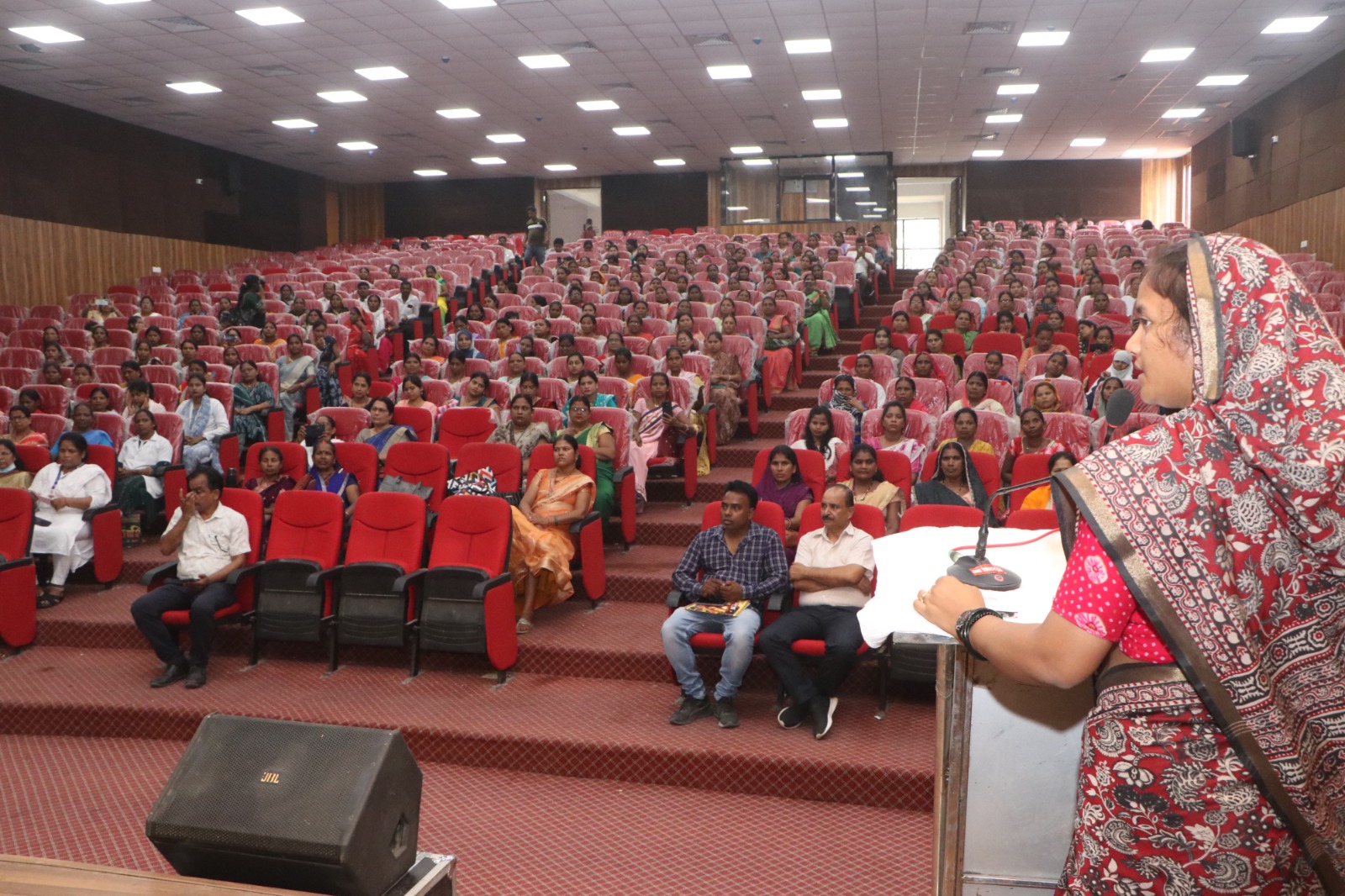 सूरजपुर : अहिल्याबाई होल्कर की 300वीं जयंती पर आयोजित कार्यक्रम में नारी सशक्तिकरण और सेवा भावना पर मंथन