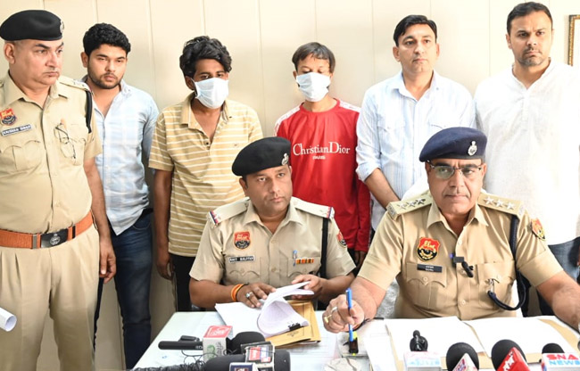 सोनीपत: अवैध हथियार के साथ तीन युवक काबू, दो भेजे जेल