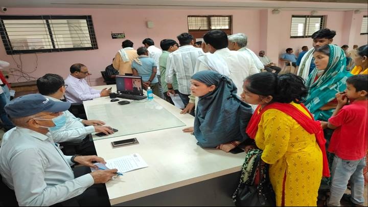 ग्वालियरः जन-सुनवाई में 164 लोगों की हुई सुनवाई, निशुल्क होम्योपैथिक दवाएं भी वितरित की गईं